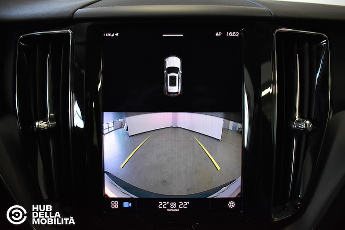 VOLVO XC60 B4 (d) automatico Core